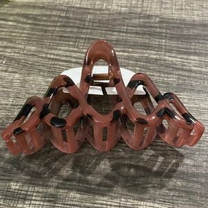 Stylish Black and Mauve Hair Claw Clip